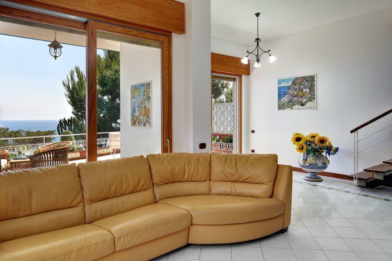 Villa Flory Нерано Екстериор снимка