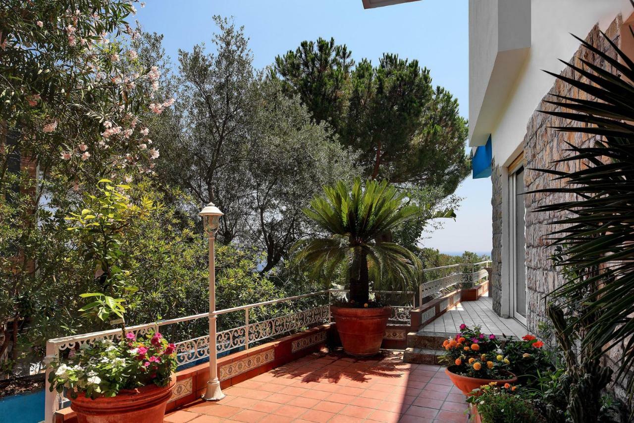 Villa Flory Нерано Екстериор снимка