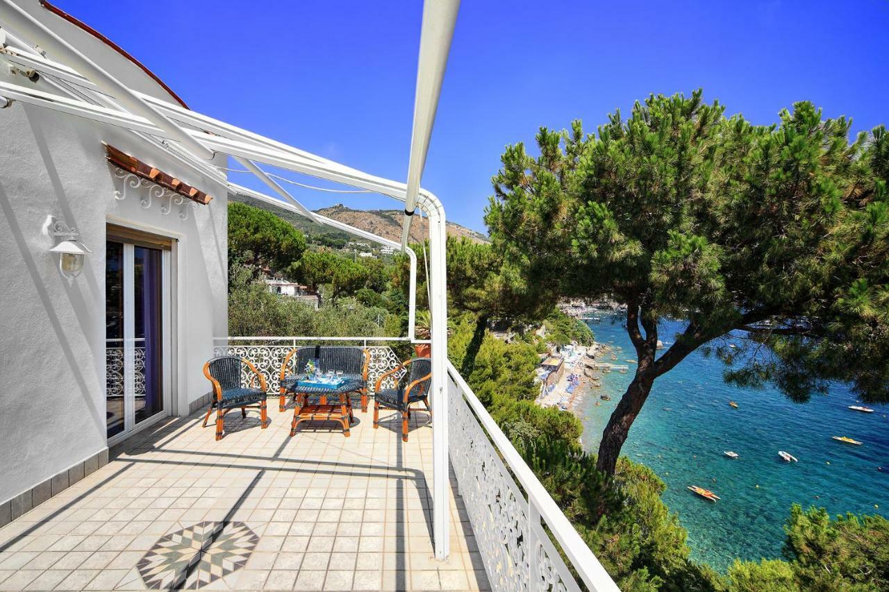 Villa Flory Нерано Екстериор снимка